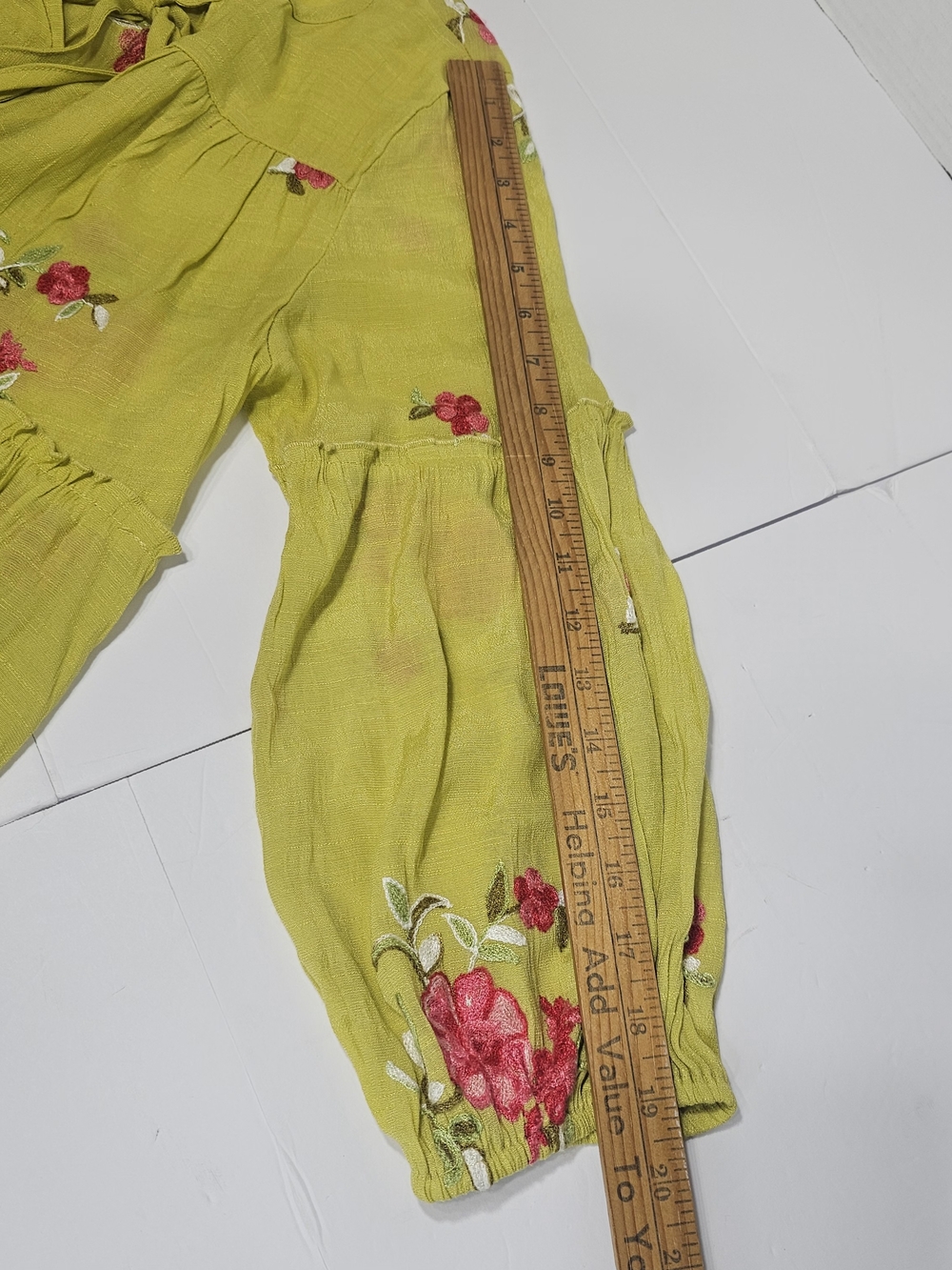 Floral Tie-Front Peasant Blouse in Chartreuse with Pink Embroidery Sz L Summer - Picture 5 of 10